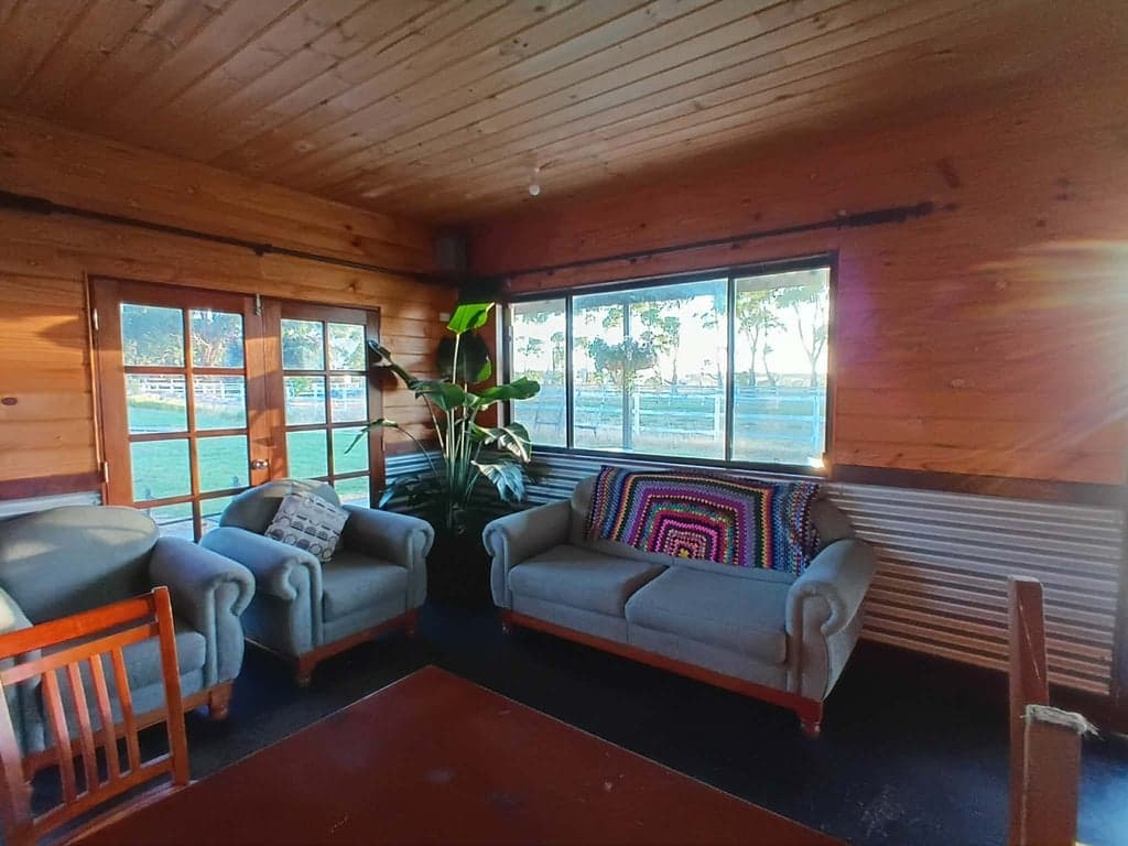 Thumbnail 5 of Cobboboonee Bunkhouse. Group stay with your horses
