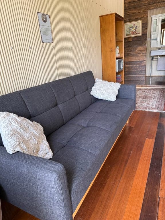 Farm Stay at 8 acres Yea. Close to the GV RailTrail and Yea township VIC, Killingworth, VIC (photo 9)
