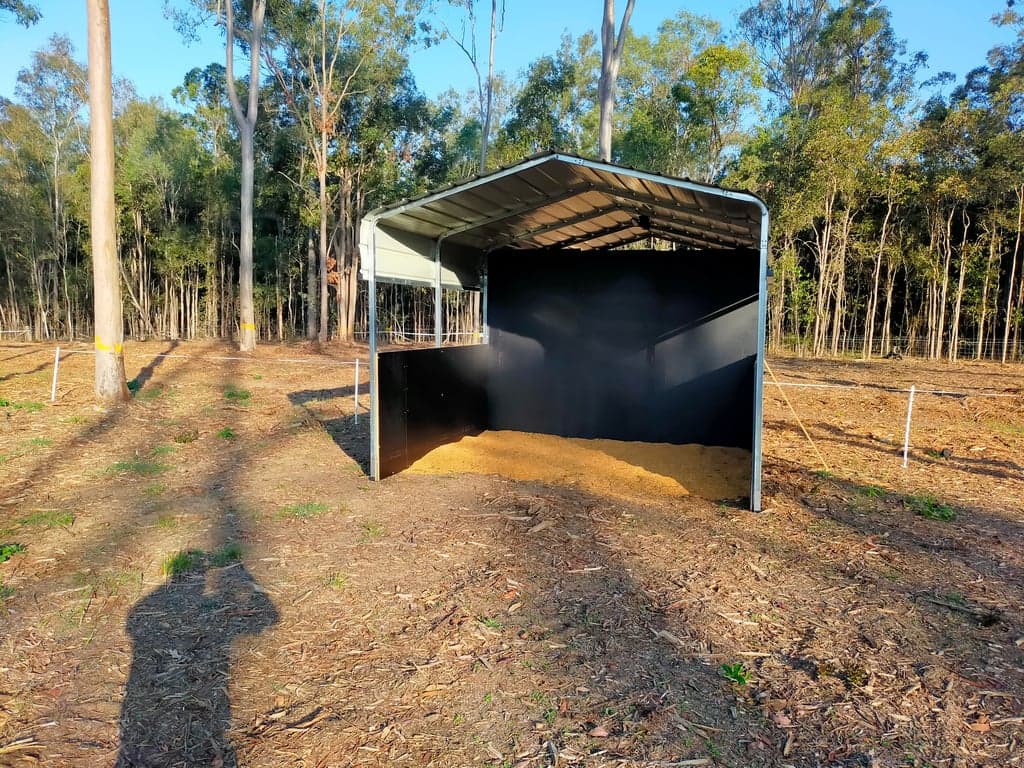 Thumbnail 4 of Short stays for humans and their horses.  Paddock or stable.