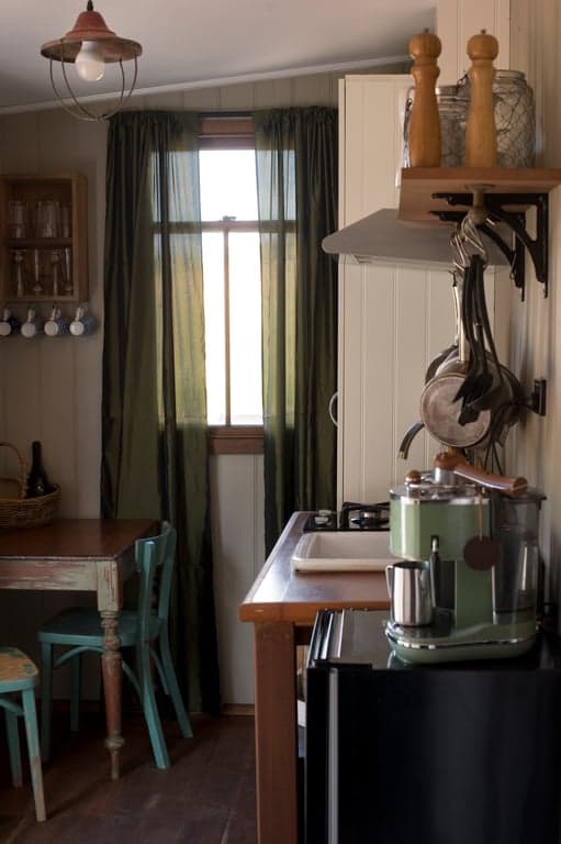 Farm Stay at The Shepherds Hut - Rustic charm meets equine luxury!, Mandemar, NSW (photo 4)