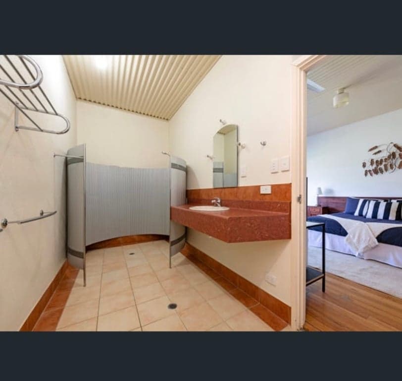 Thumbnail 2 of All in one agistment and accomodation.