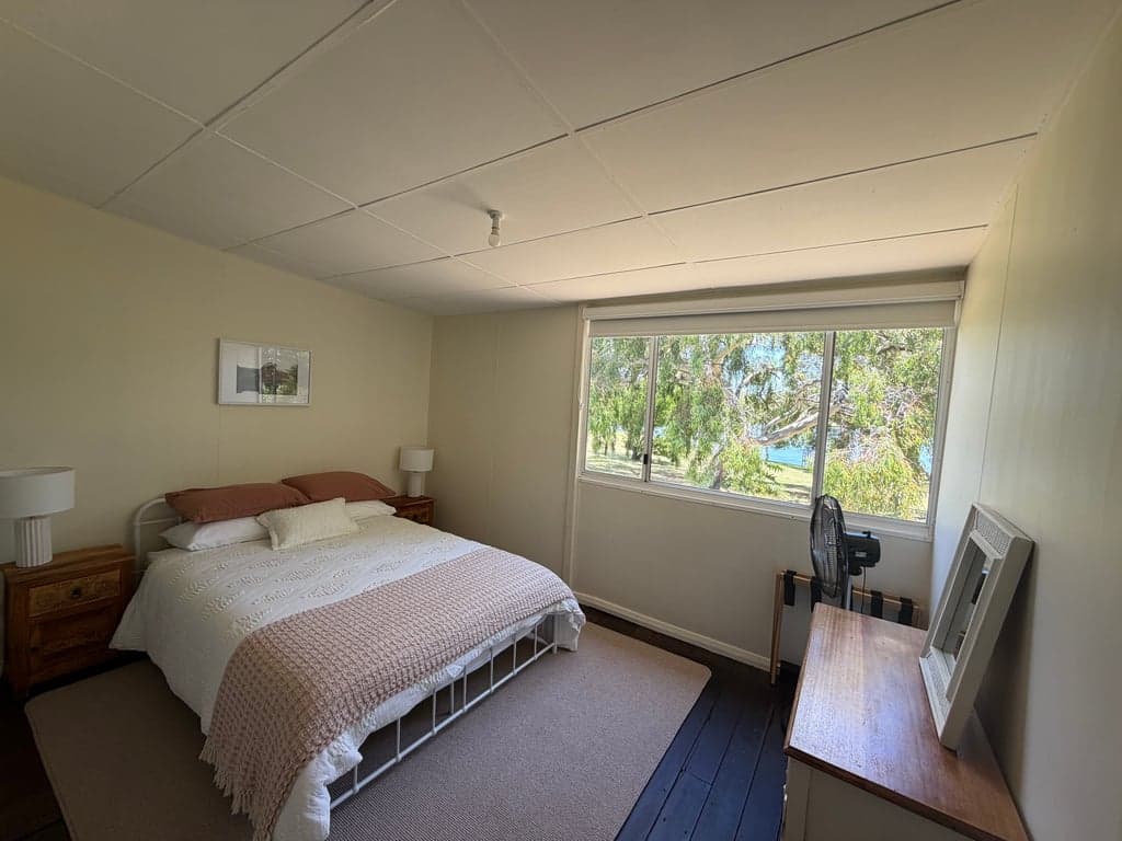 Photo of Cosy cottage and big paddocks. Perfect for short stay