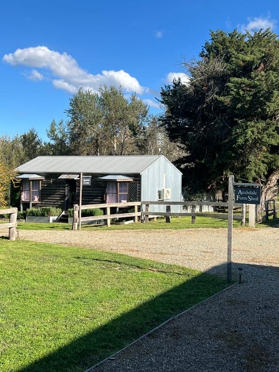 Photo of Anahdale Cottage & Horse Stays