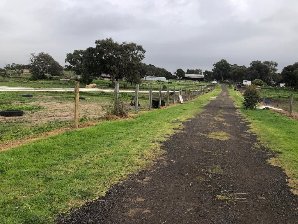 Amazing close to city Melbourne Boutique Horse Agistment, Greenvale, VIC (photo 6)