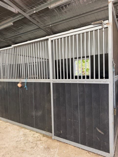 Thumbnail 3 of Luxury Retreat for Humans & Horses-Villa 1