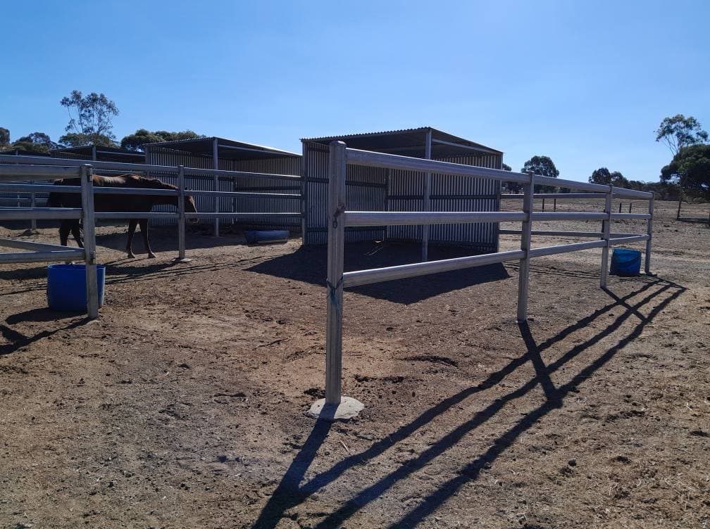 Thumbnail 2 of Yard with shelter and share paddocks. Arena and round yard