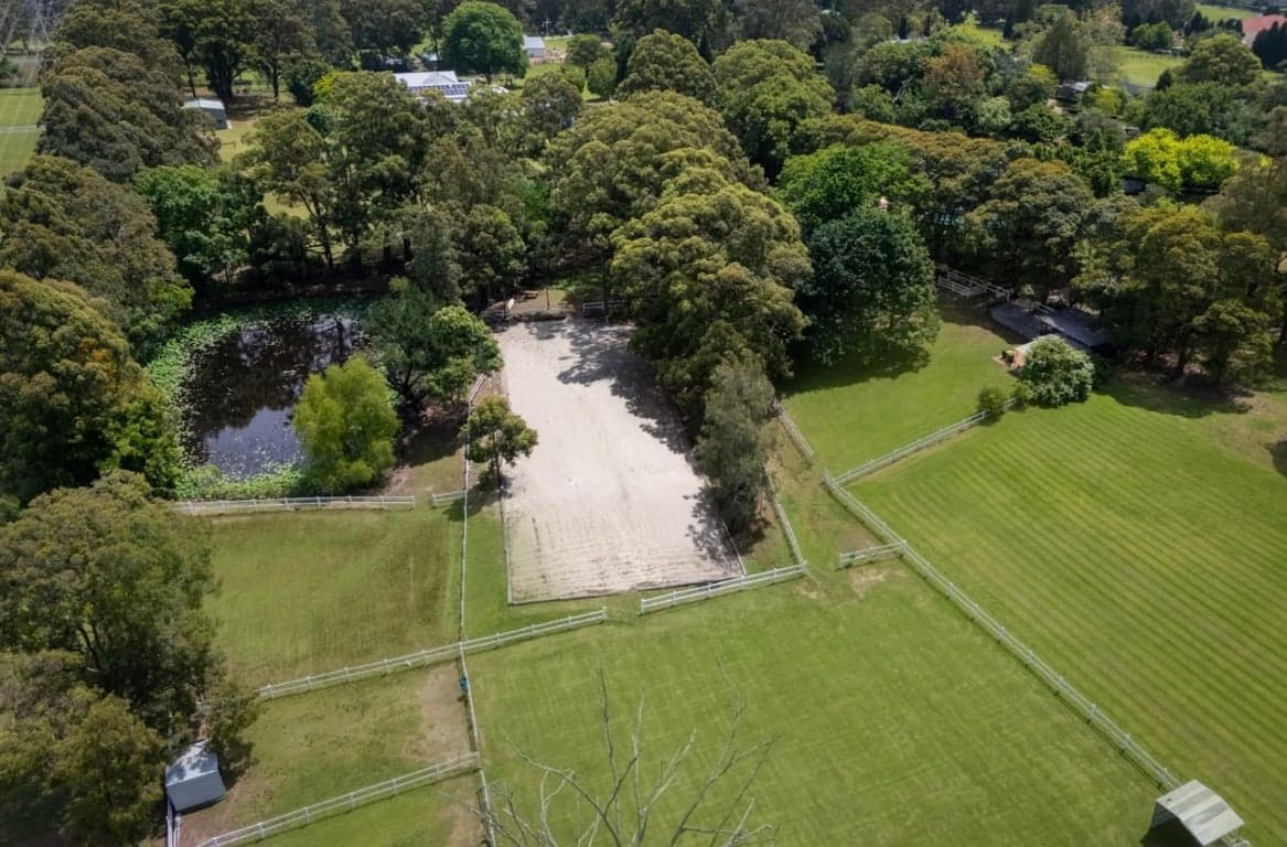 Private, family-run agistment in peaceful, grassy setting, Dural, NSW (photo 2)