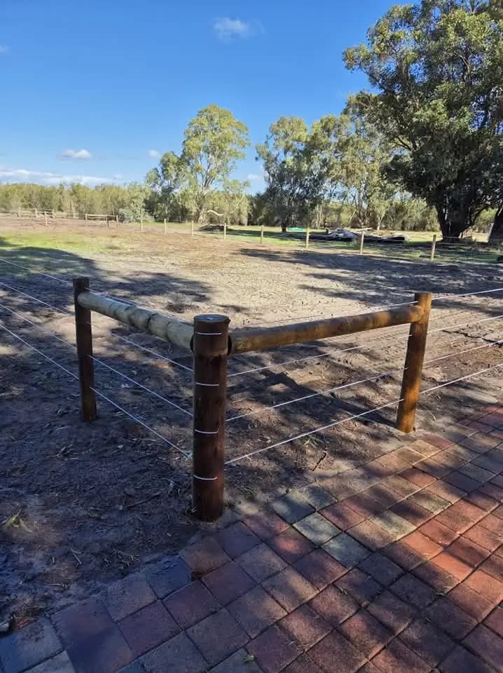 Thumbnail 2 of Whitegums agistment